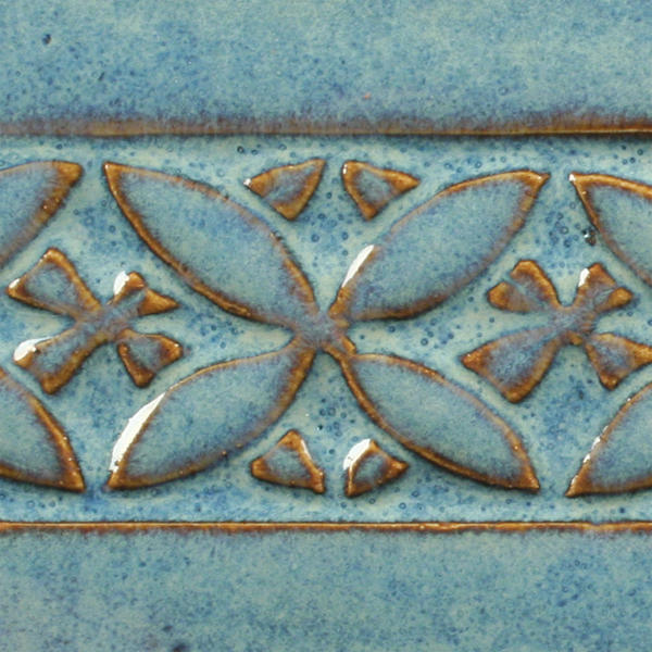 PC-20  BLUE RUTILE (AMACO)